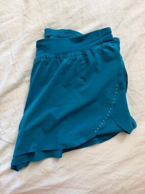 Lululemon fast and free high rise 3” classic split short Hawaiian blue XL